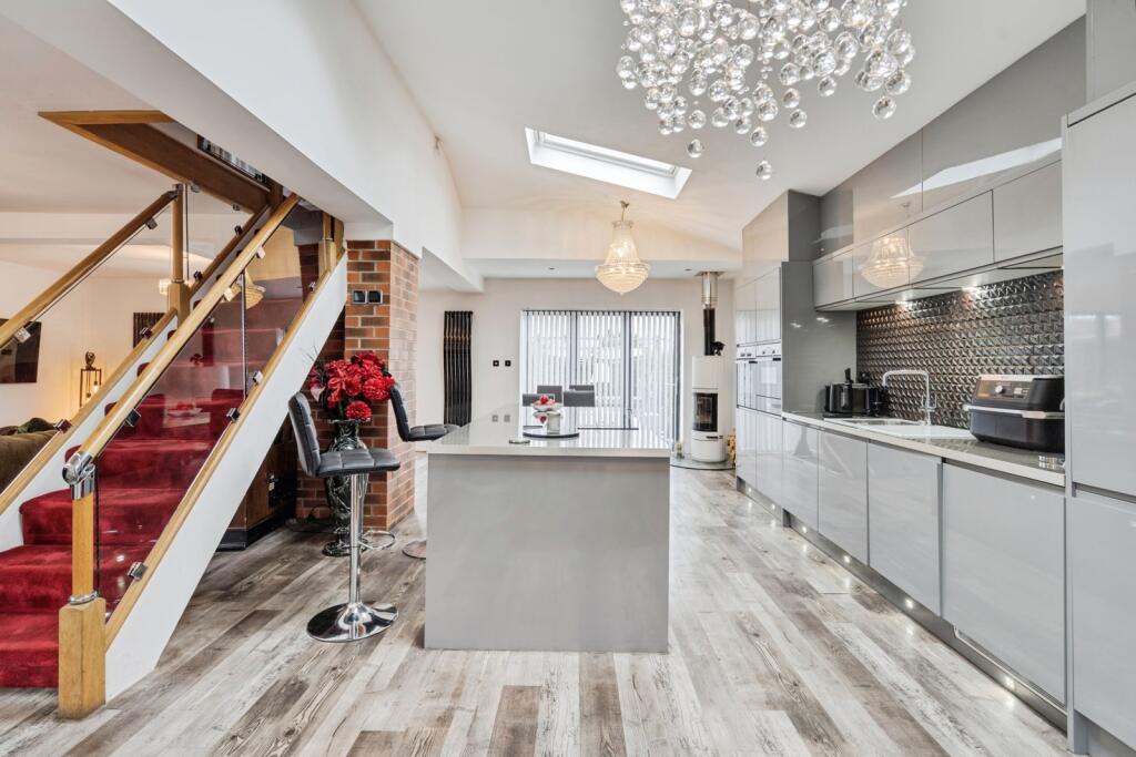 House in Bolton, Greater Manchester - More