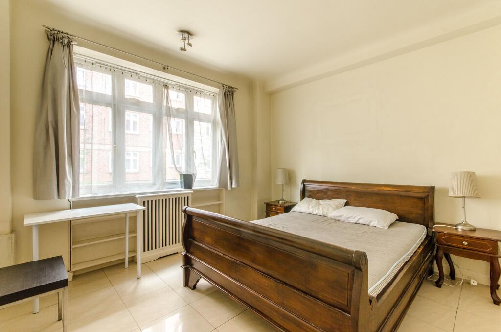 Apartment in London, City of Westminster - View 4