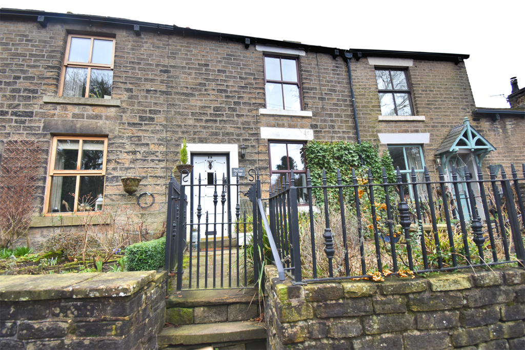 Main image of property: Glossop Road, Little Hayfield, High Peak