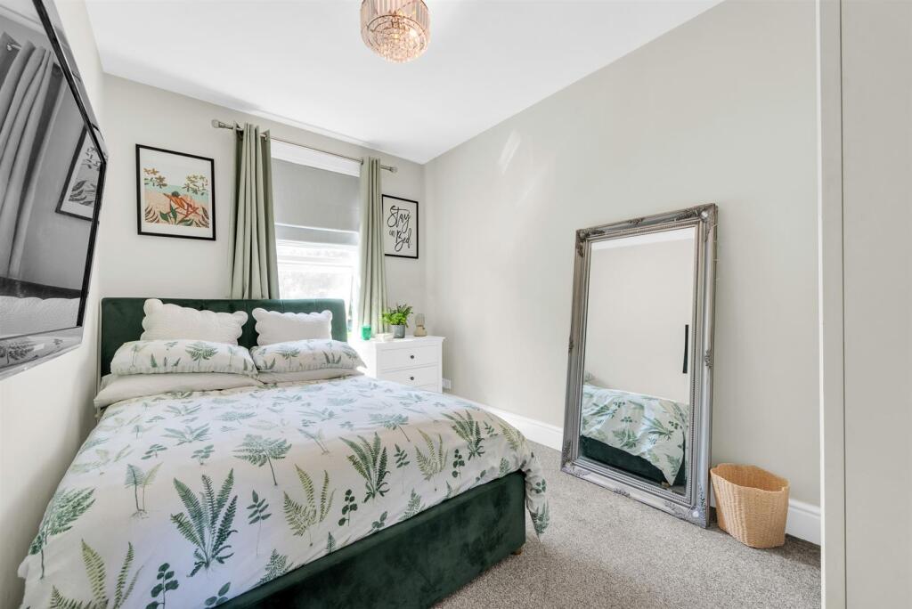 House in London, Royal Borough of Greenwich - View 5
