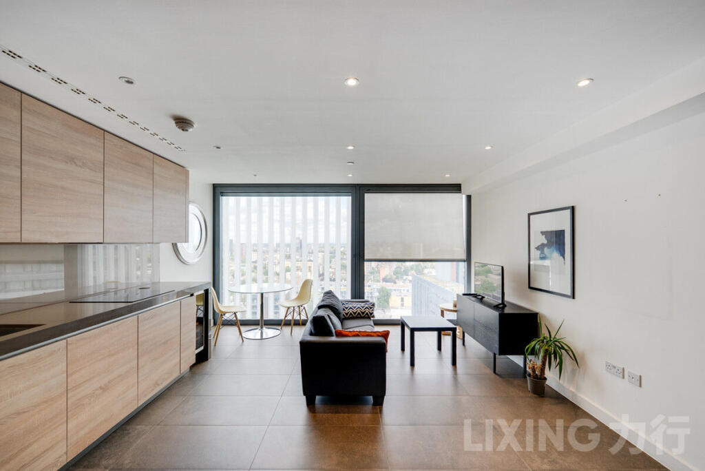Main image of property: City Road, Hoxton, EC1V 1AL