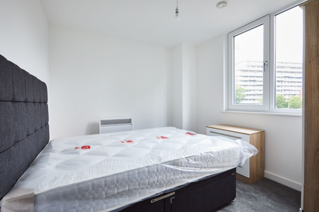 Apartment in Manchester - View 4