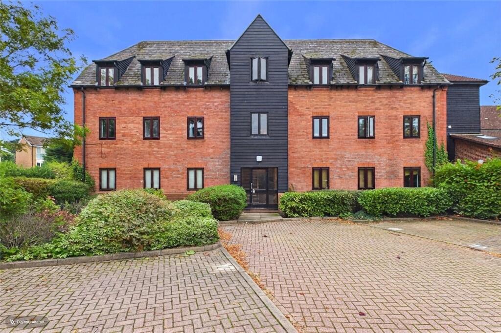 Main image of property: Canvey Walk, Chelmsford, Essex, CM1