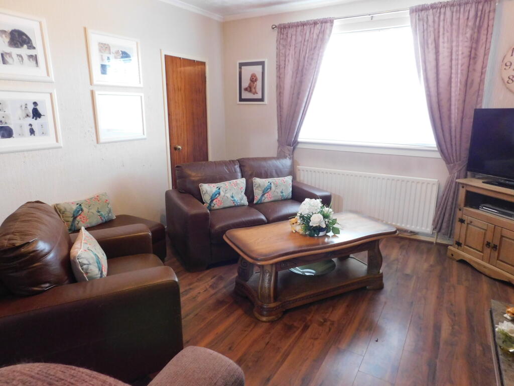 Finlay Avenue, Dalry, North Ayrshire photo 4