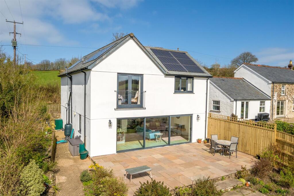 3-bed detached on Kentisbury, Barnstaple, £499,950
