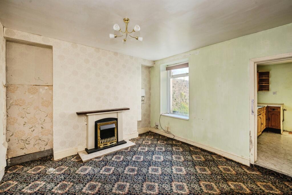 Bryn Terrace, Melincourt, Neath photo 3