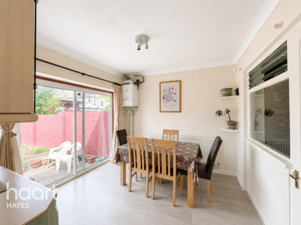 Main image of property: High Street, Hayes