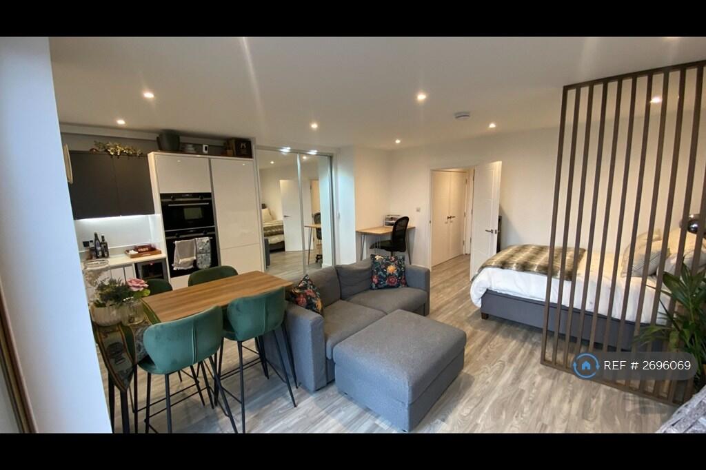 Main image of property: Imperial Court, London, CR4