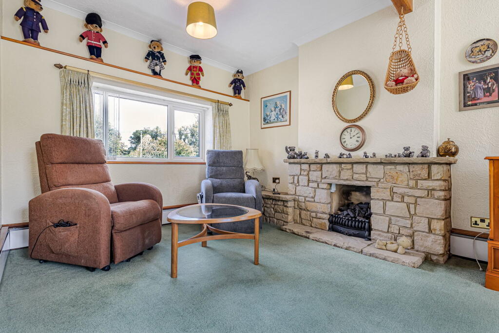 House in Tonbridge - More