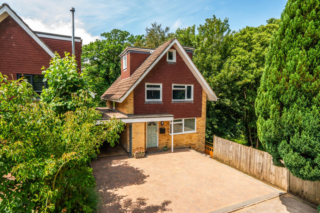 Main image of property: Wey Lodge Close, Liphook, GU30