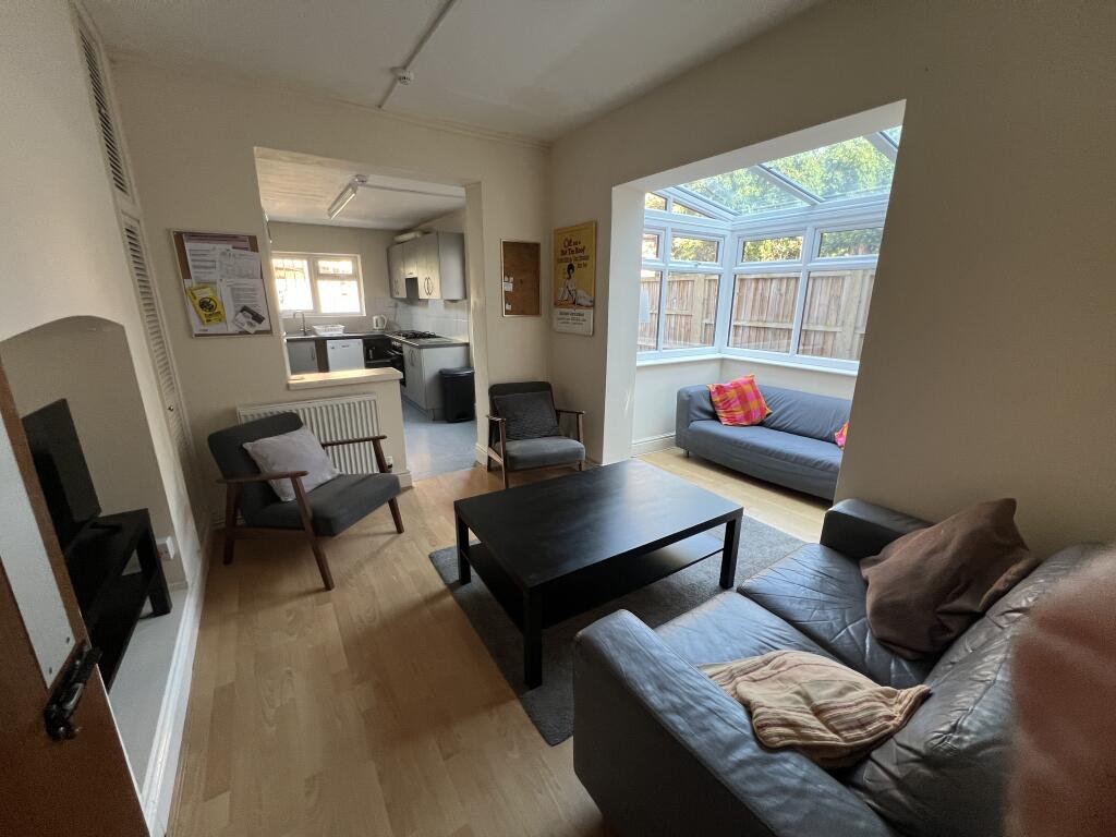 House in Nottingham - View 4