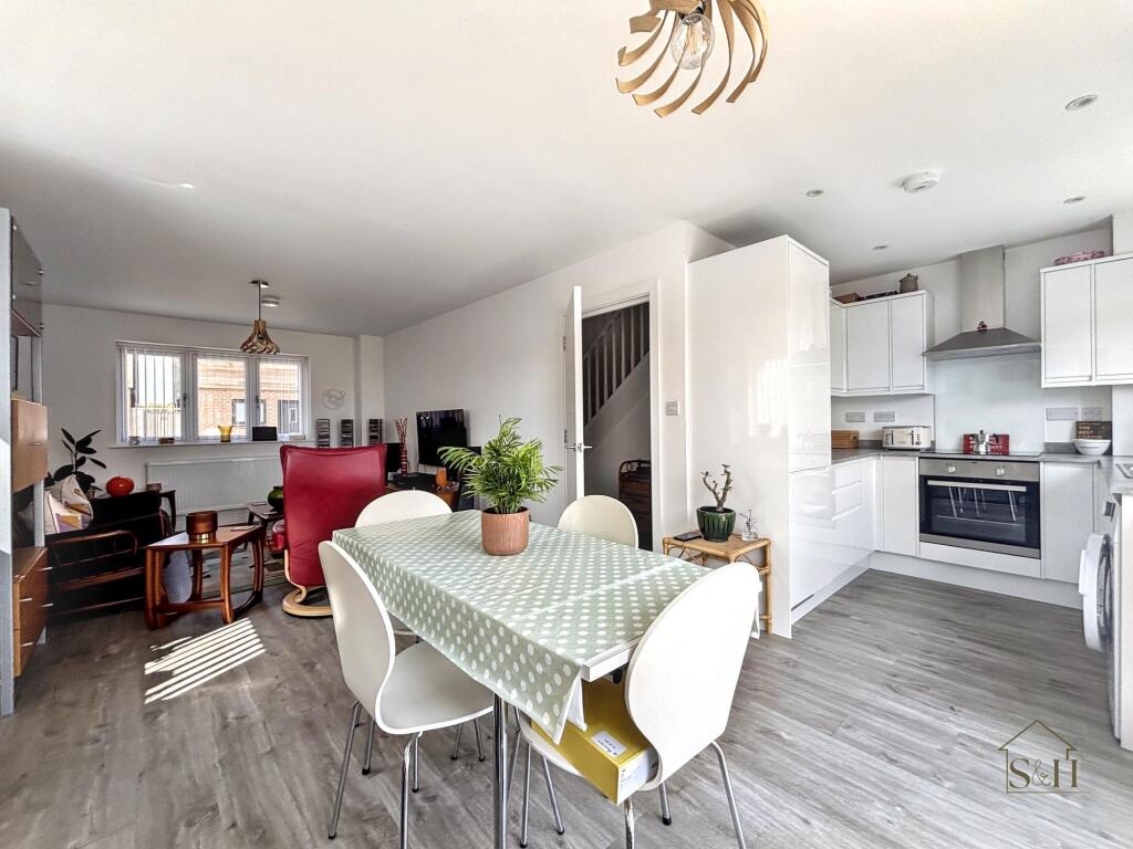 House in Tonbridge - View 3