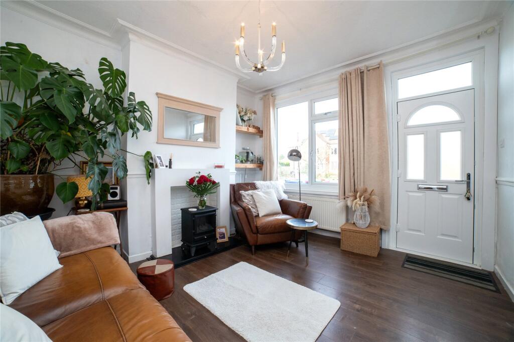 House in Ashfield, Sutton in Ashfield, Nottinghamshire - View 3