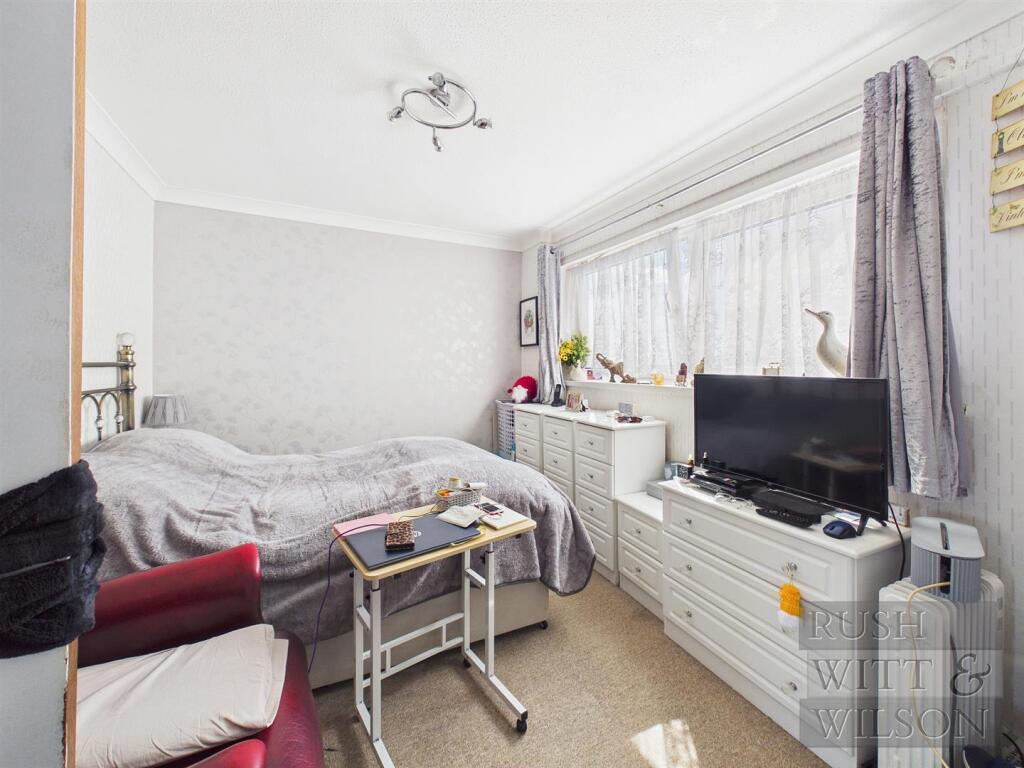 Apartment in Tonbridge - View 5