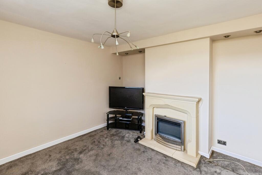House in Chester, Shotton - View 5