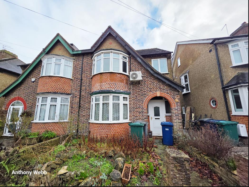 Main image of property: Vines Avenue, London, N3