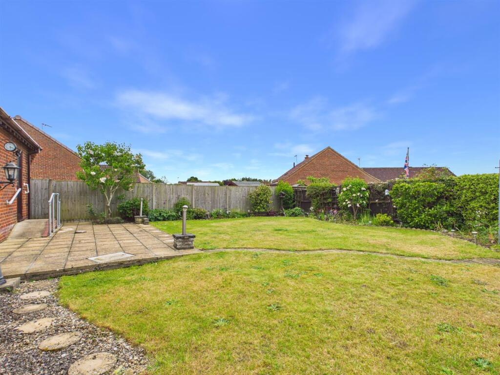 Alexandra Way, Downham Market photo 3