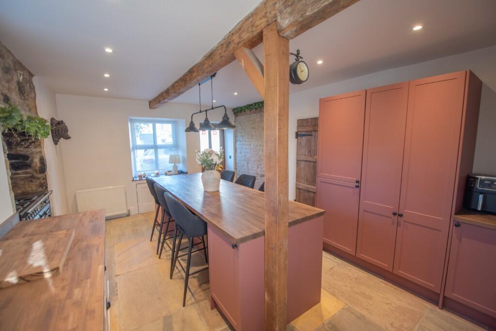 92 Bogthorn, Oakworth BD22 7LU photo 4