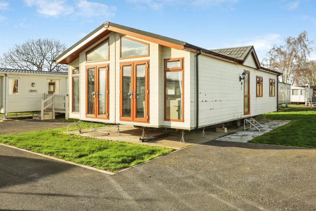 Main image of property: Manor House, Church Laneham, Retford