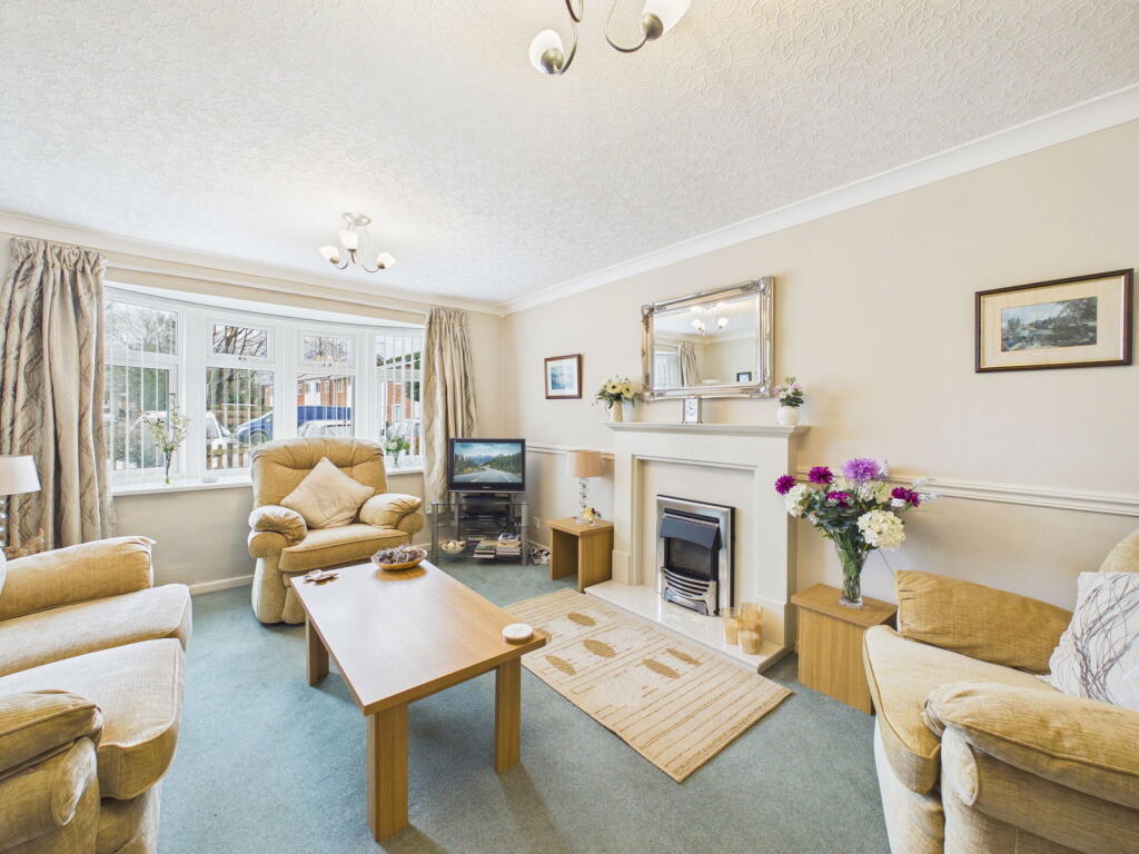 The Oaklands, Kidderminster, DY10 photo 2