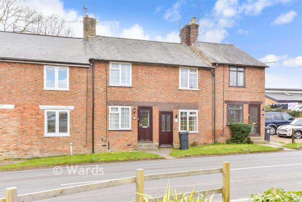 Warehorne Road, Hamstreet, Ashford, Kent photo 2