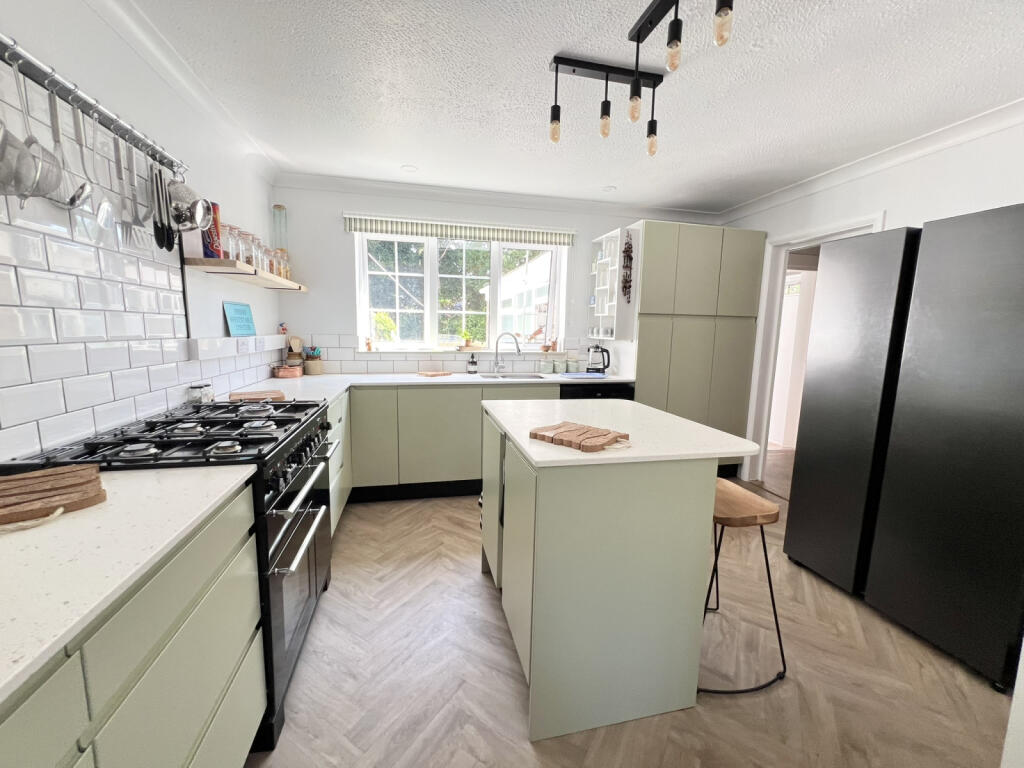 House in Truro - View 5