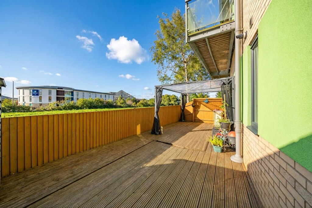 Apartment in Bristol - View 2