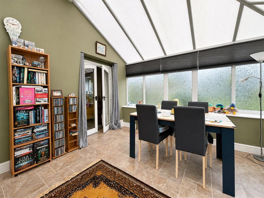 House in North Kesteven, Metheringham - View 5