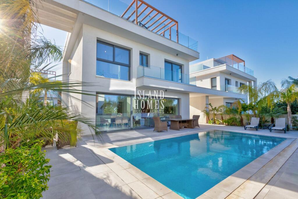 Main image of property: Pernera