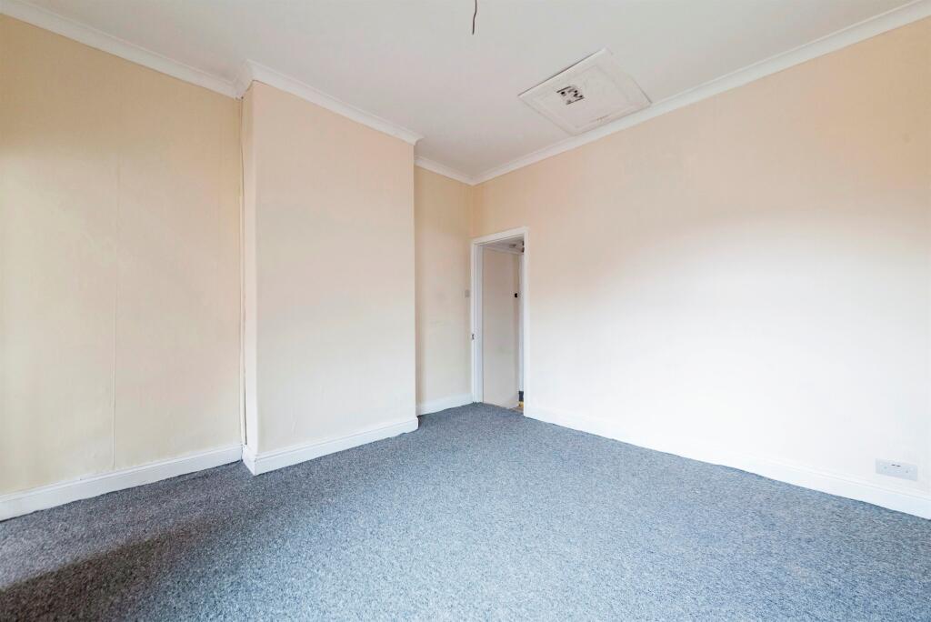 House in Newark and Sherwood, Newark - View 5