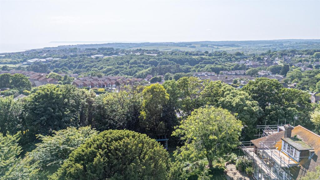 Regency Gardens, St. Leonards-on-sea photo 2