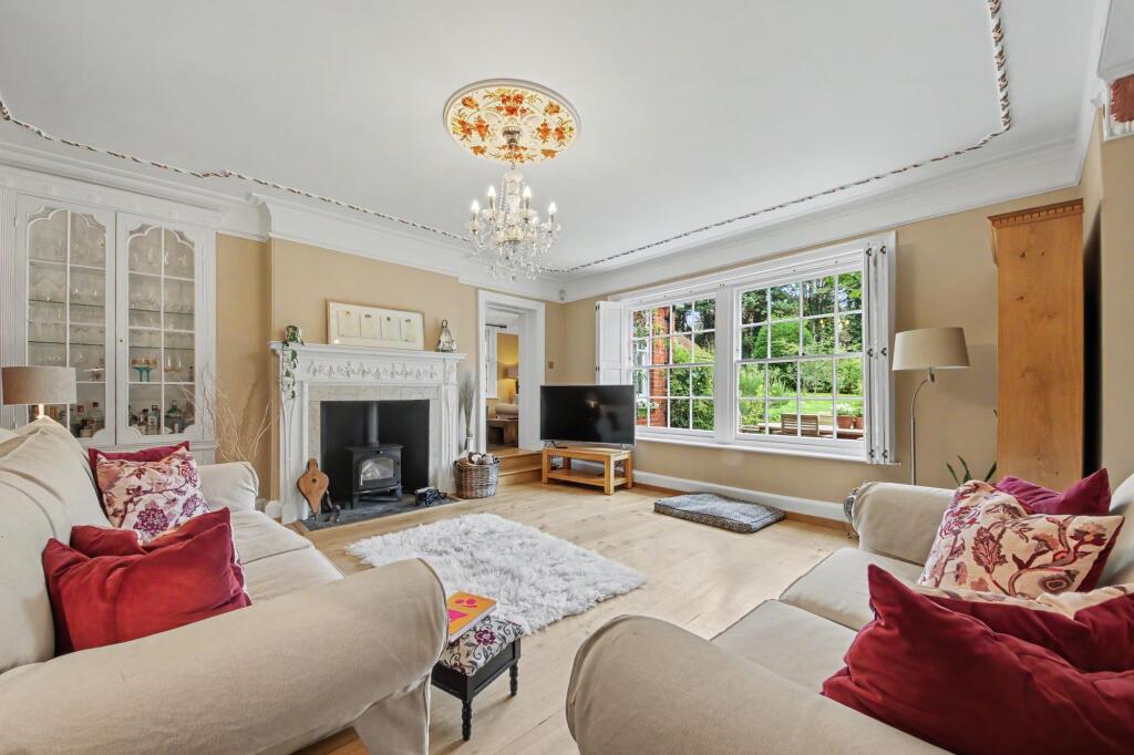 House in Southampton - View 3