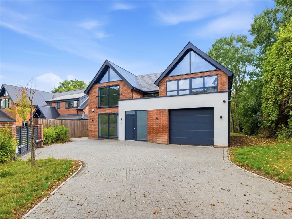 Main image of property: Whytewood Park, Jennys Lane, Lytchett Matravers, Poole, BH16