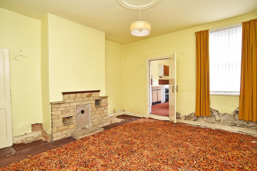 House in Harrogate, Harlow Hill - View 4