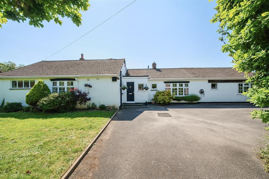 Main image of property: Vicarage Lane, Stubbington
