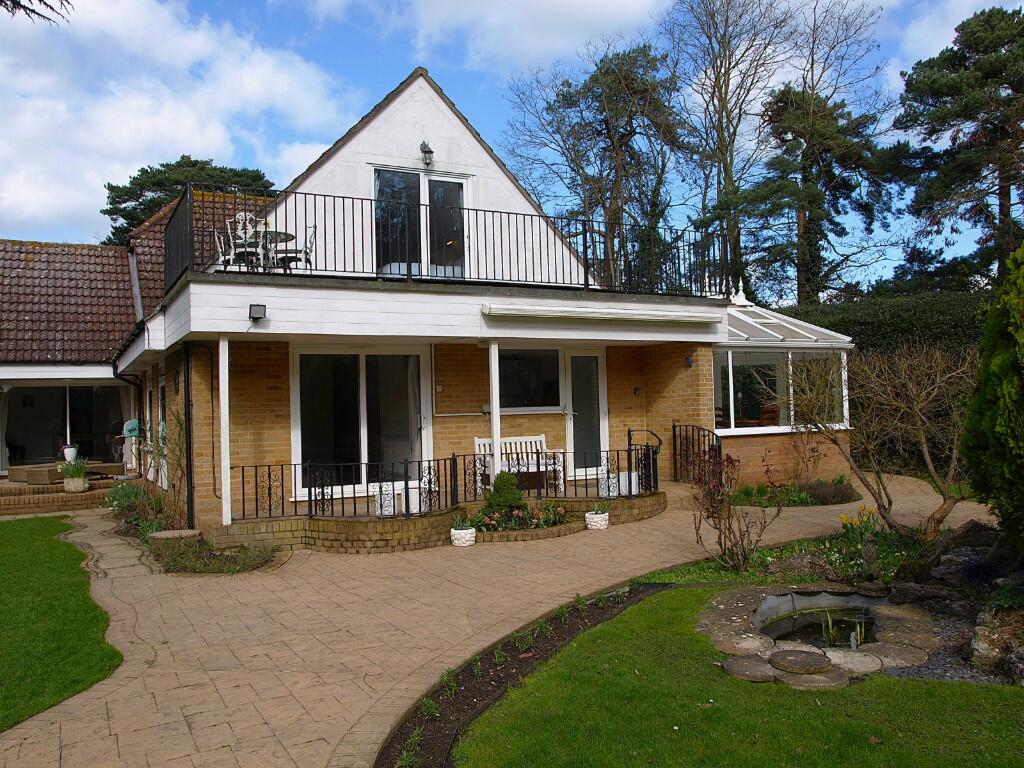 Main image of property: Beacon Hill, CM8