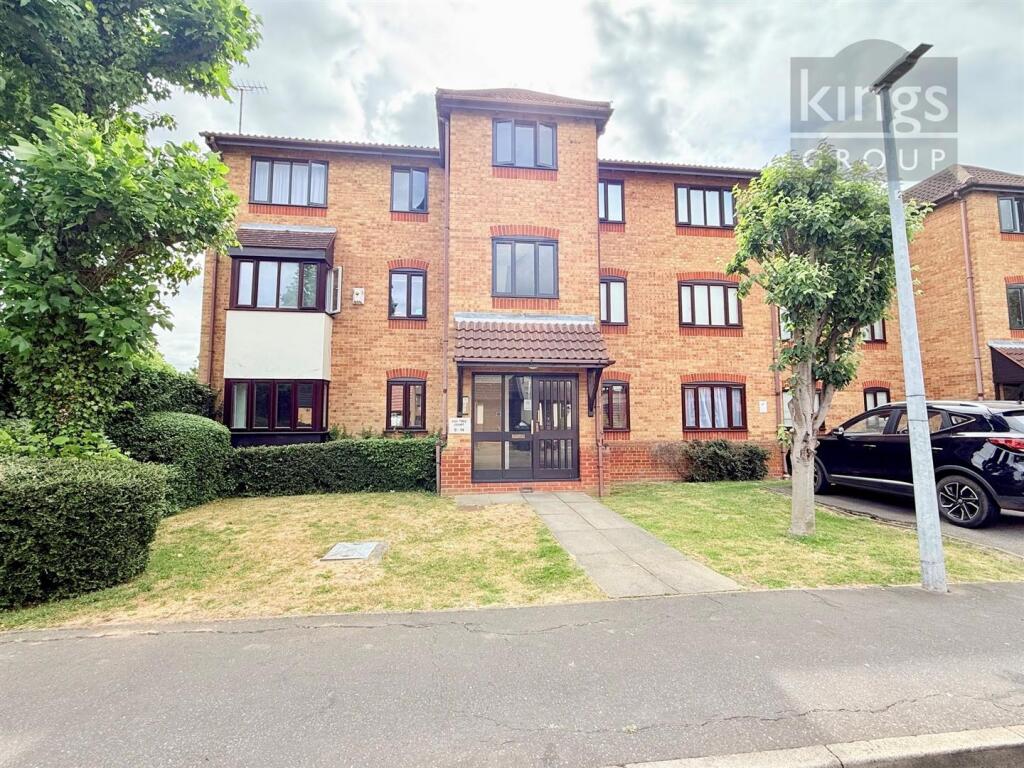 Main image of property: Horseshoe Close, Waltham Abbey