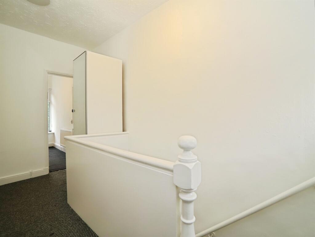 House in Cardiff, Ynyshir - View 4