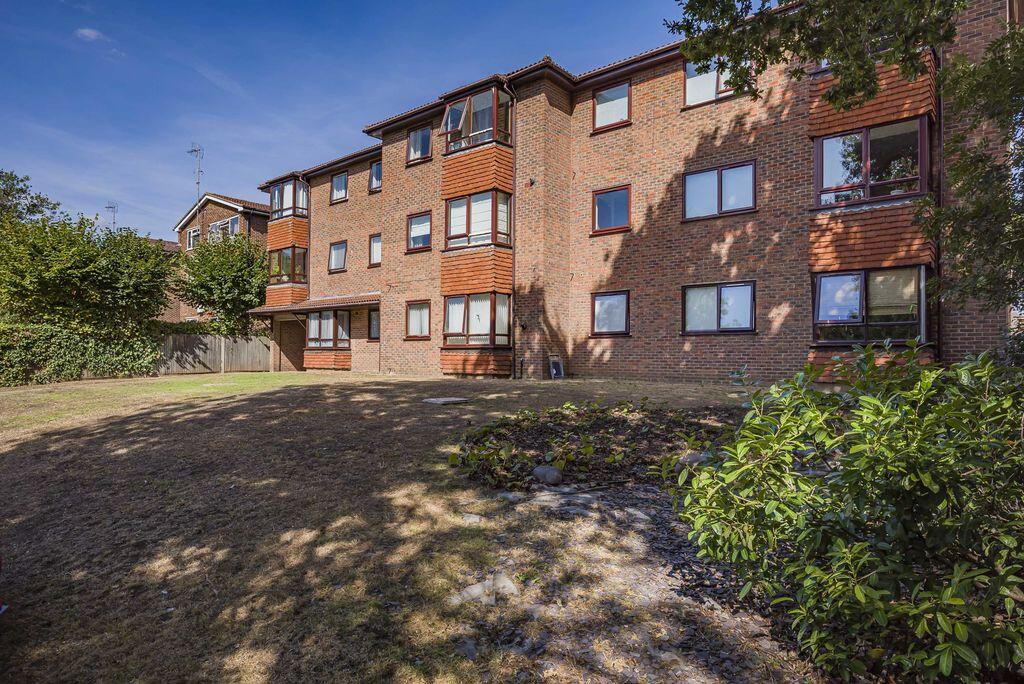 Apartment in Dartford - View 4
