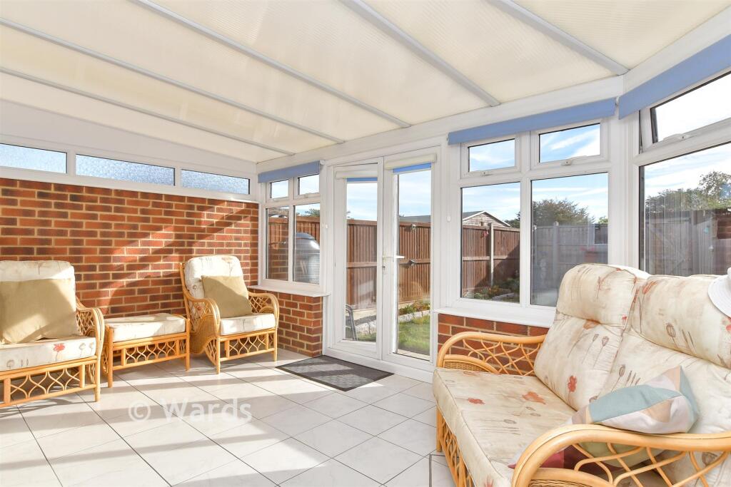 House in Rochester, Frindsbury Extra - More