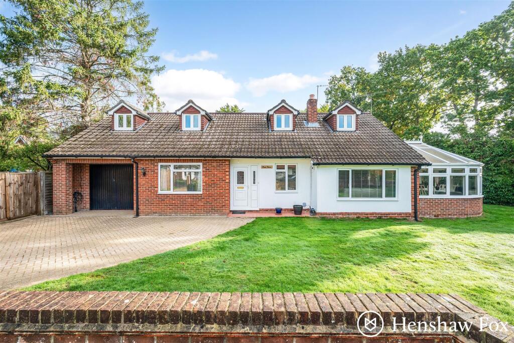Main image of property: Tavells Close, Marchwood, Hampshire