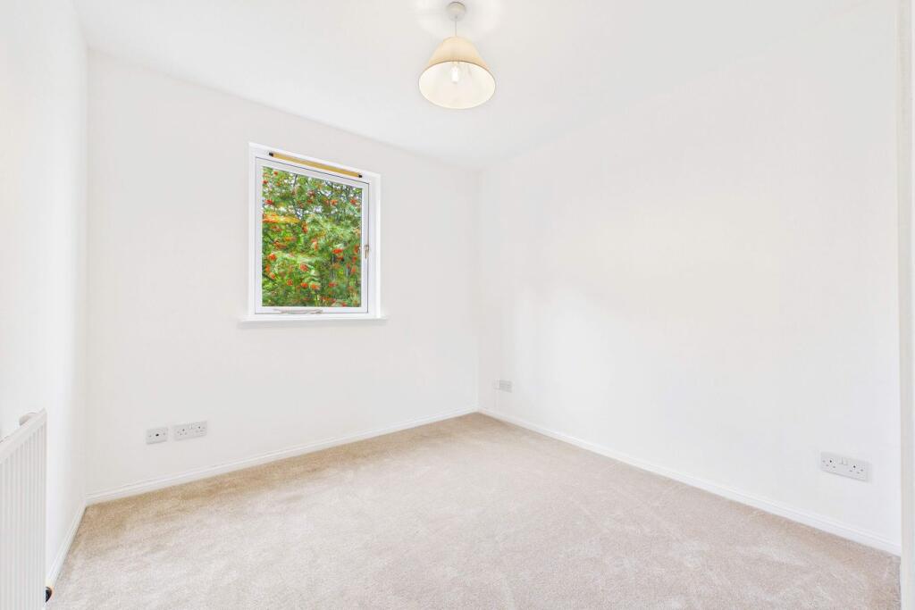 Apartment in Perth - More