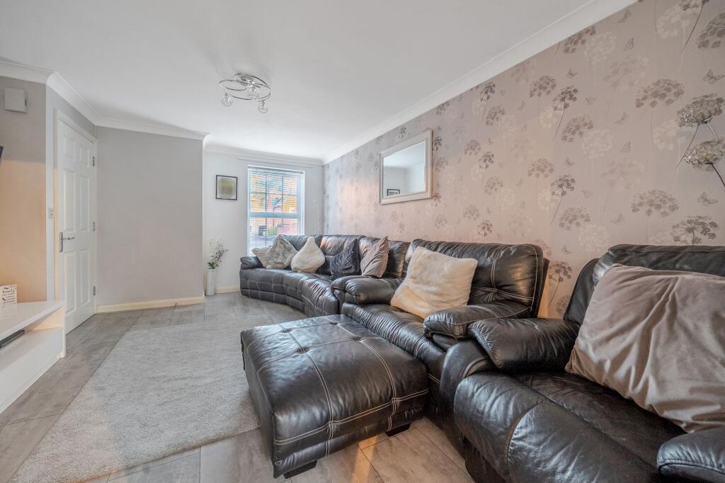 Compton Way, Sherfield Park - View 5