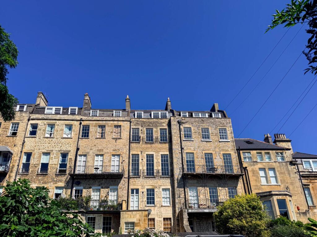 Grosvenor Place, Bath photo 4