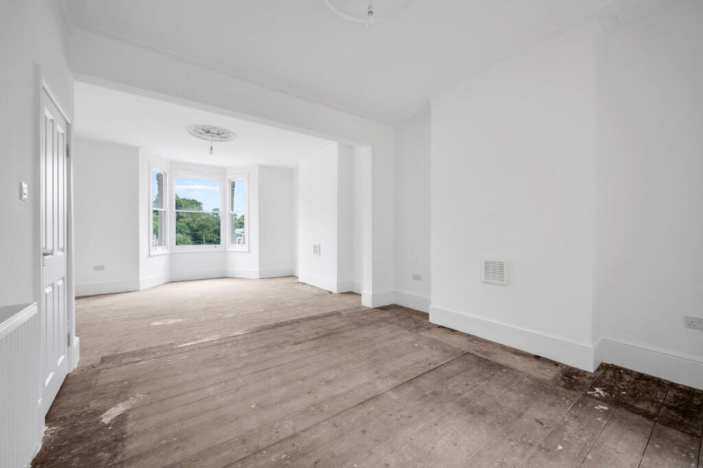 Albyn Road, London, SE8 photo 2