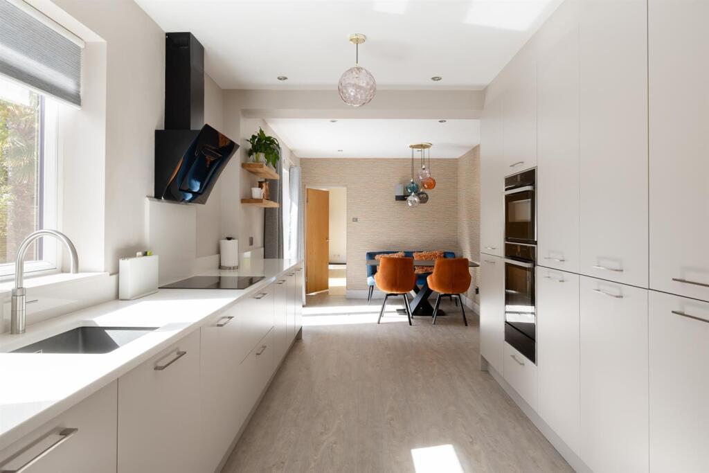 House in York, Leeman Road, Clifton - More