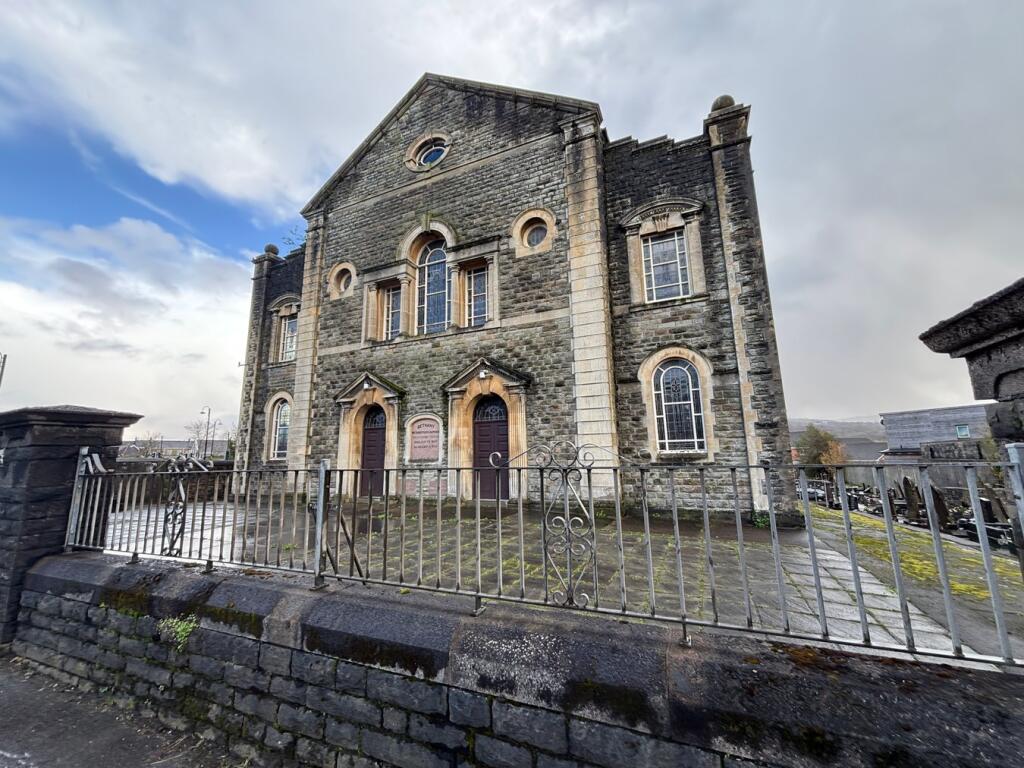 Main image of property: Rhydamman, Wind Street, Ammanford, SA18