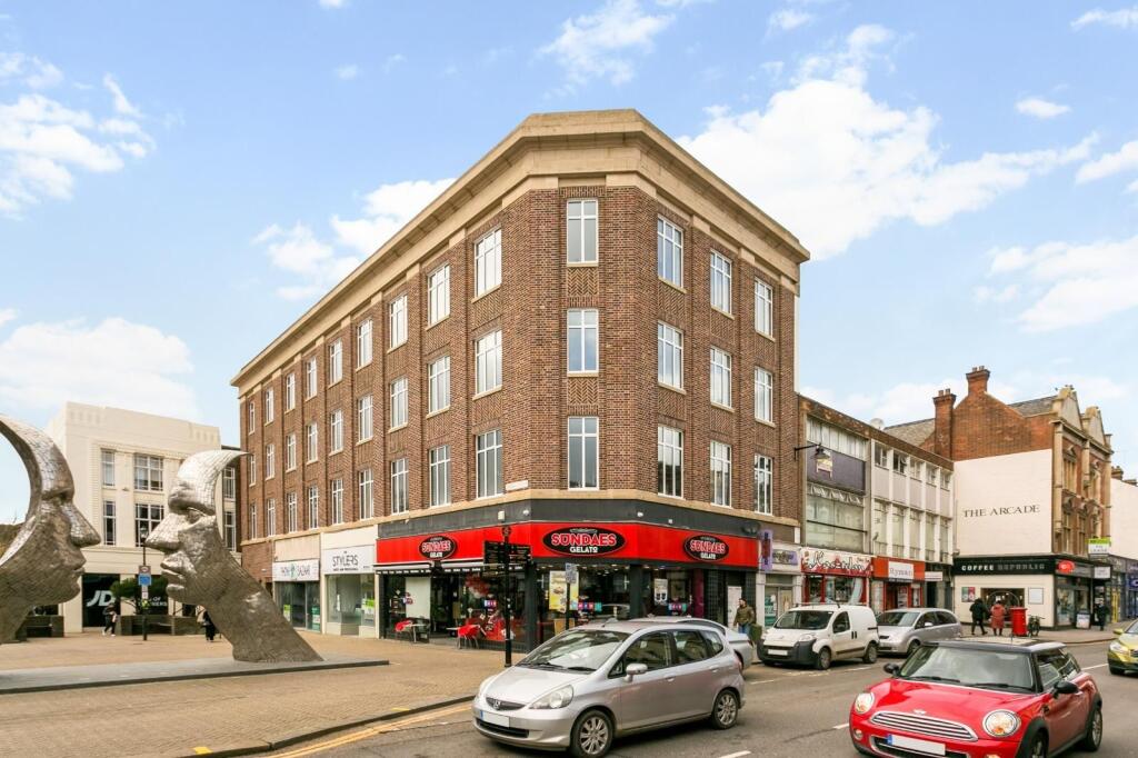 Main image of property: Avenue House, Bedford