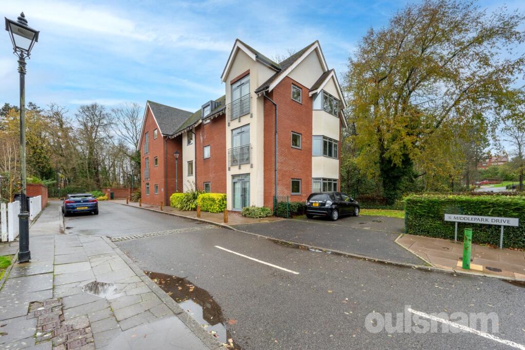 Main image of property: Middlepark Drive, Northfield, Birmingham, B31