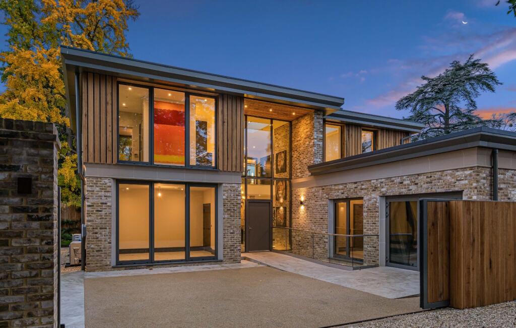 Main image of property: Belbroughton Road, Oxford